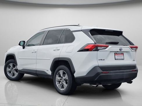 Used 2024 Toyota RAV4 LE AWD/4WD image 21
