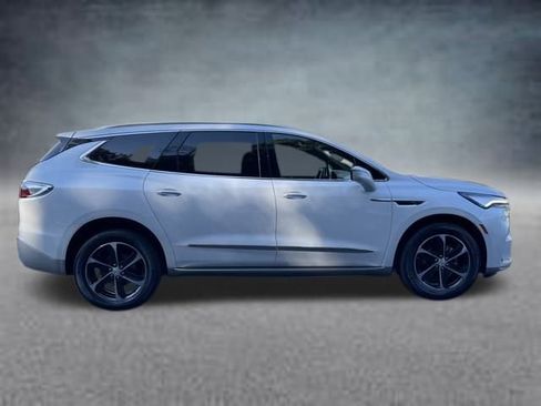 Used 2022 Buick Enclave Premium w/ LPO, Touring Package image 4