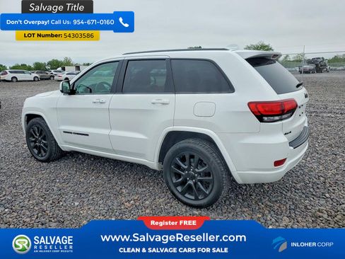 Used 2017 Jeep Grand Cherokee Altitude AWD/4WD image 3