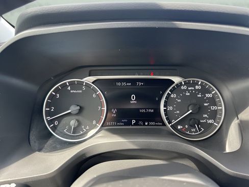 Used 2025 Nissan Rogue SV image 22