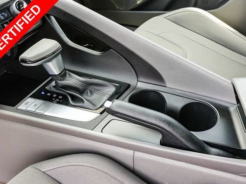 Certified 2024 Hyundai Elantra SEL FWD image 22