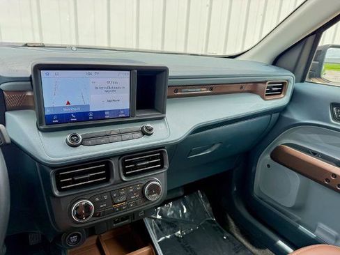 Certified 2024 Ford Maverick Lariat w/ FX4 Off-Road Package AWD/4WD image 23