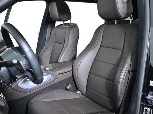 Used 2022 Mercedes-Benz GLS 450 4MATIC image 29