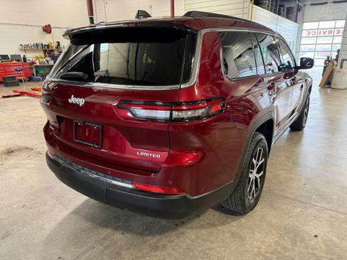 Used 2024 Jeep Grand Cherokee L Limited w/ Trailer Tow Package AWD/4WD image 21