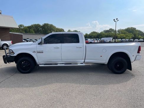 Used 2018 RAM 3500 Laramie Longhorn image 2