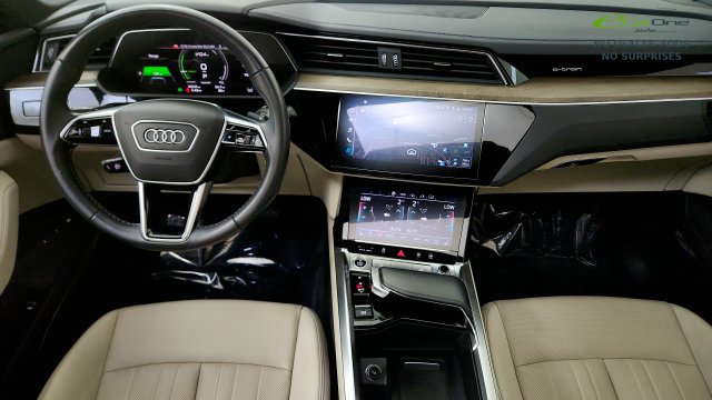 Used 2024 Audi Q8 e-tron Premium Plus w/ Premium Plus Package AWD/4WD image 46