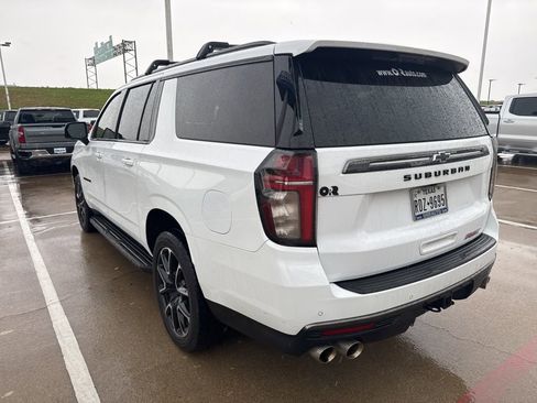 Used 2022 Chevrolet Suburban RST w/ Sport Performance Package image 7