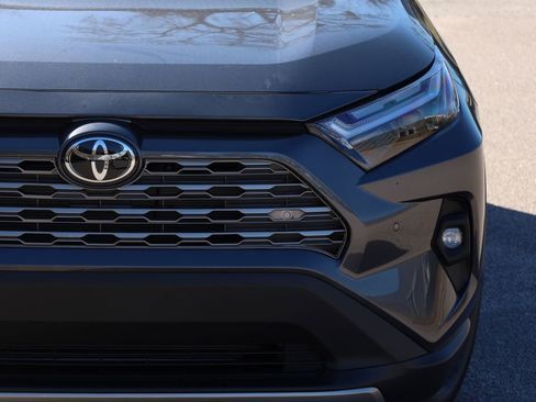New 2025 Toyota RAV4 Limited image 20