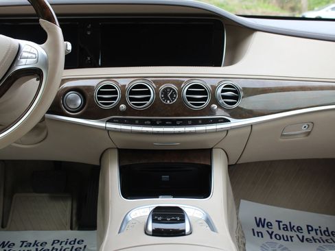 Used 2015 Mercedes-Benz S 550 4MATIC Sedan image 21