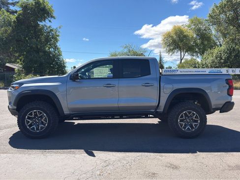 New 2026 Chevrolet Colorado ZR2 w/ Technology Package AWD/4WD image 22
