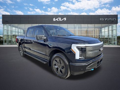 Used 2024 Ford F150 Lightning Flash w/ Max Trailer Tow Package image 1