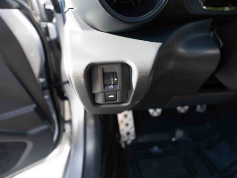 Used 2025 Toyota GR86 Premium image 11