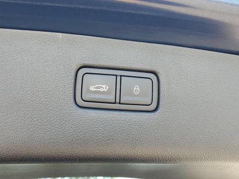 Used 2023 Genesis GV80 3.5T AWD/4WD image 34