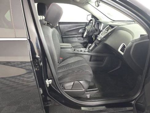 Used 2017 Chevrolet Equinox LT w/ Convenience Package image 8