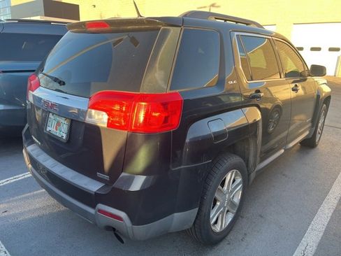 Used 2011 GMC Terrain SLE image 4
