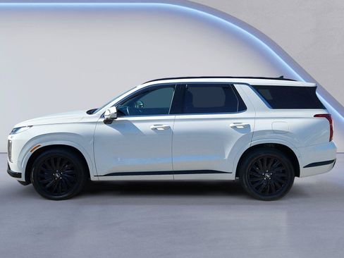 Used 2025 Hyundai Palisade AWD image 6