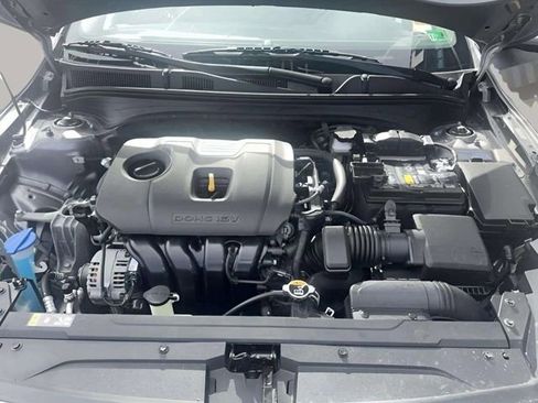 Used 2023 Kia Forte LXS image 17