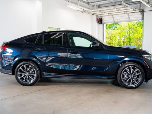 Used 2023 BMW X6 xDrive40i w/ M Sport Package AWD/4WD image 5