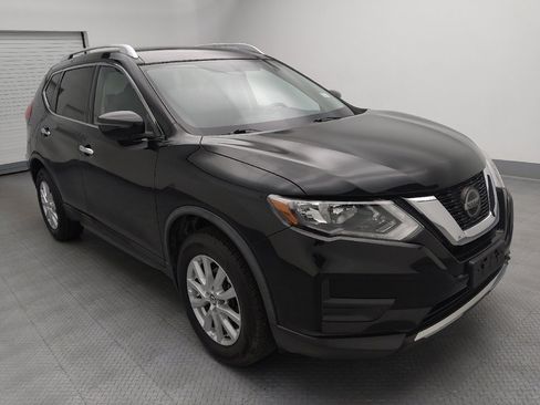 Used 2018 Nissan Rogue SV AWD/4WD image 13