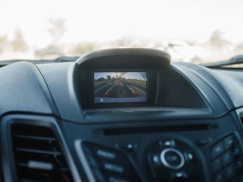 Used 2019 Ford Fiesta SE image 22