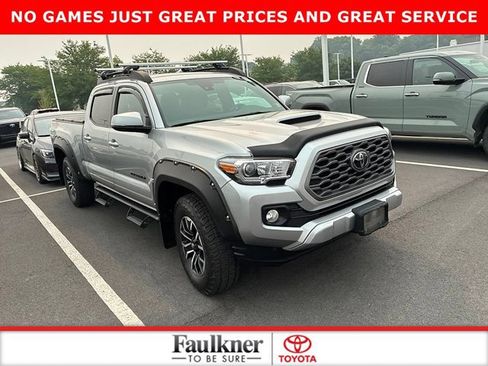 Used 2023 Toyota Tacoma TRD Sport w/ Black Out Package (TMS) AWD/4WD image 2