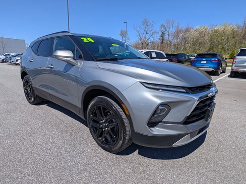 Used 2024 Chevrolet Blazer LT w/ Convenience Package image 7