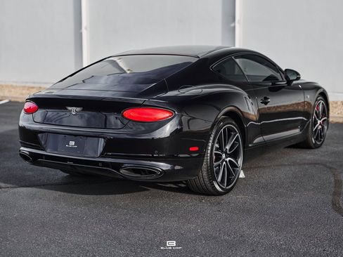 Used 2020 Bentley Continental GT image 31