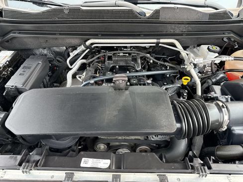 Used 2023 Chevrolet Colorado LT AWD/4WD image 26
