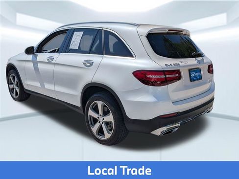 Used 2017 Mercedes-Benz GLC 300 image 4