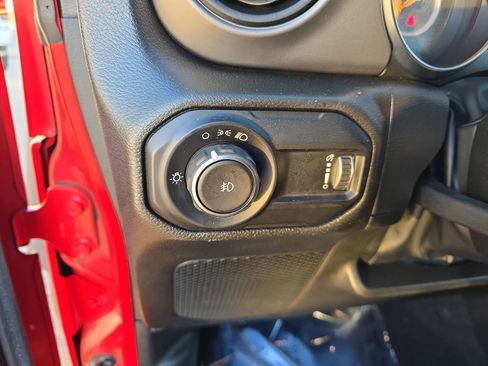 Used 2023 Jeep Wrangler Unlimited Sport w/ Xtreme 35 Tire Package image 28