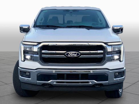 Used 2025 Ford F150 Lariat w/ Equipment Group 501A Mid AWD/4WD image 5