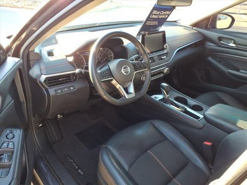 Used 2022 Nissan Altima 2.5 SR w/ Midnight Edition Package image 18