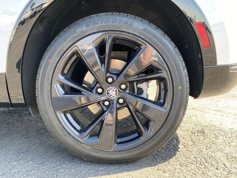 Used 2023 Buick Envision Preferred FWD image 23