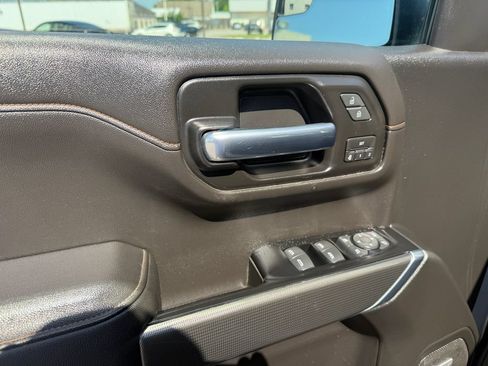 Used 2019 GMC Sierra 1500 AT4 w/ AT4 Preferred Package AWD/4WD image 6