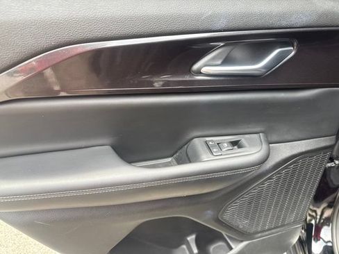 Used 2023 Jeep Grand Cherokee Altitude RWD image 22