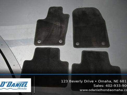 Used 2018 Jeep Grand Cherokee Altitude AWD/4WD image 38
