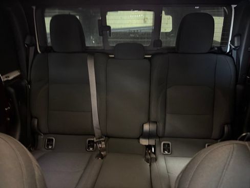 Used 2021 Jeep Gladiator Sport AWD/4WD image 13