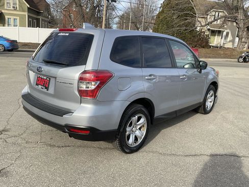 Used 2016 Subaru Forester 2.5i image 5