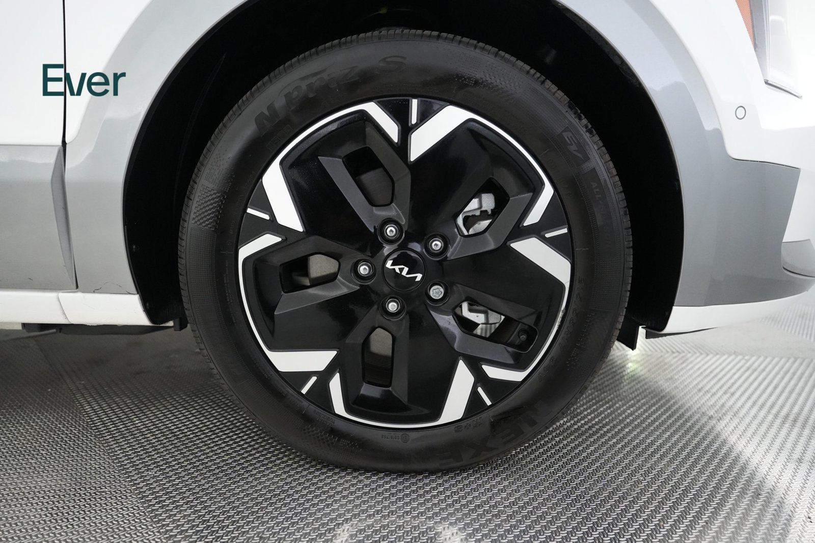 Used 2024 Kia Niro Wave w/ Wave Preserve Package FWD image 20