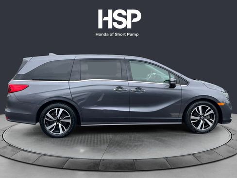 Used 2018 Honda Odyssey Elite image 6