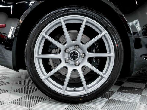 Used 2011 Aston Martin V8 Vantage N420 image 39