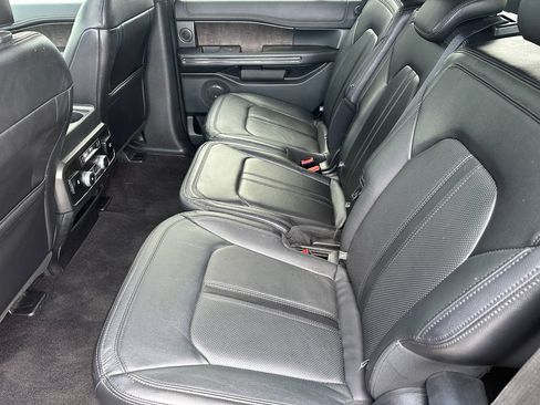 Used 2020 Ford Expedition Limited AWD/4WD image 18