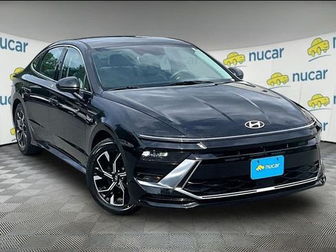 Used 2024 Hyundai Sonata SEL FWD image 1