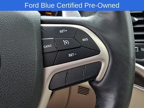 Used 2017 Jeep Grand Cherokee Limited w/ Luxury Group II AWD/4WD image 24