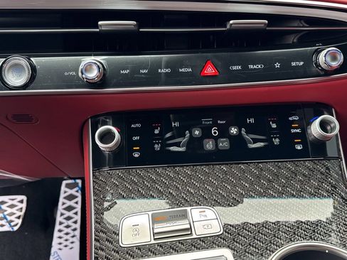 New 2026 Genesis GV70 3.5T Sport Prestige AWD/4WD image 9
