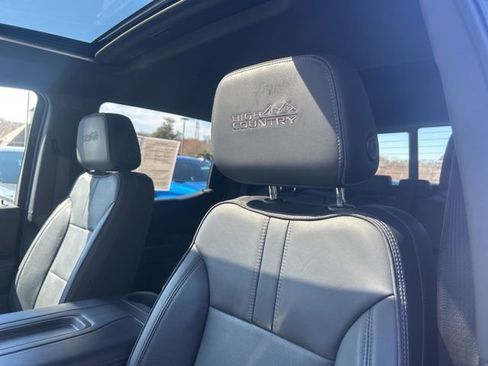 Certified 2022 Chevrolet Silverado 1500 High Country image 11