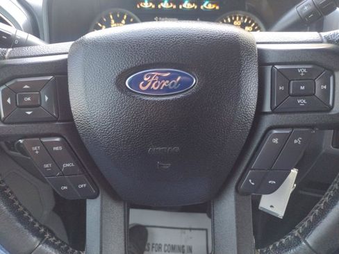 Used 2016 Ford F150 XLT w/ Equipment Group 302A Luxury AWD/4WD image 11