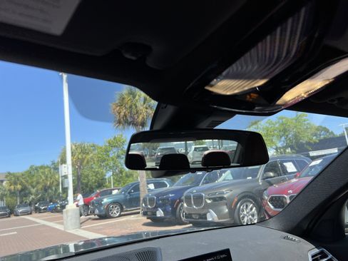 Used 2025 BMW 330i Sedan image 27