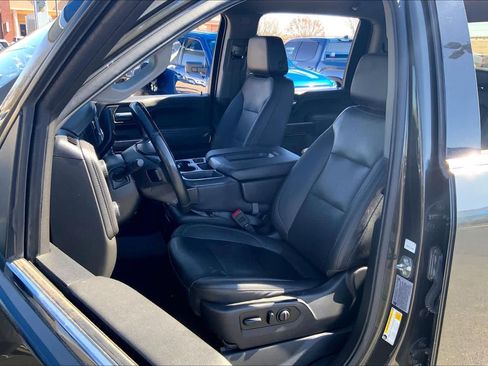 Used 2023 Chevrolet Silverado 3500 LTZ w/ Gooseneck/5TH Wheel Package image 7