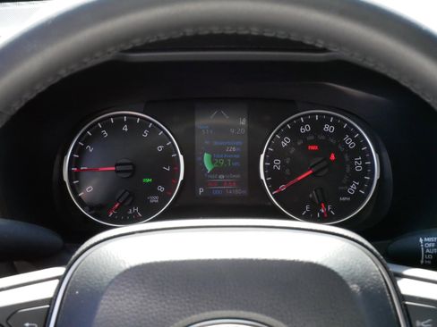 Certified 2022 Toyota RAV4 XLE w/ Convenience Package AWD/4WD image 21